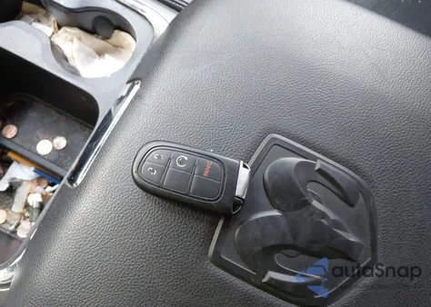 2018 Ram 1500 Sport z USA, uszkodzony, nr VIN 1C6RR7MTXJS313595